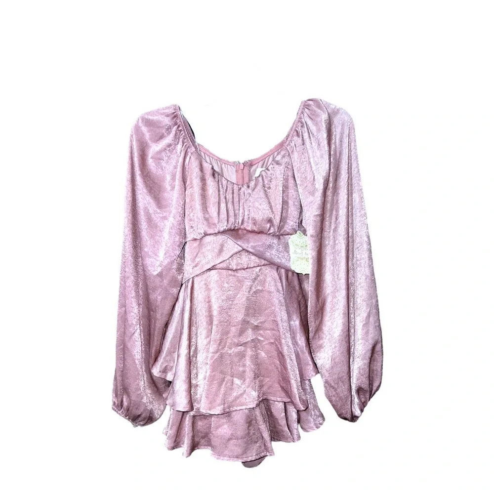 Altar’d State NWT Romper - Picture 2 of 4